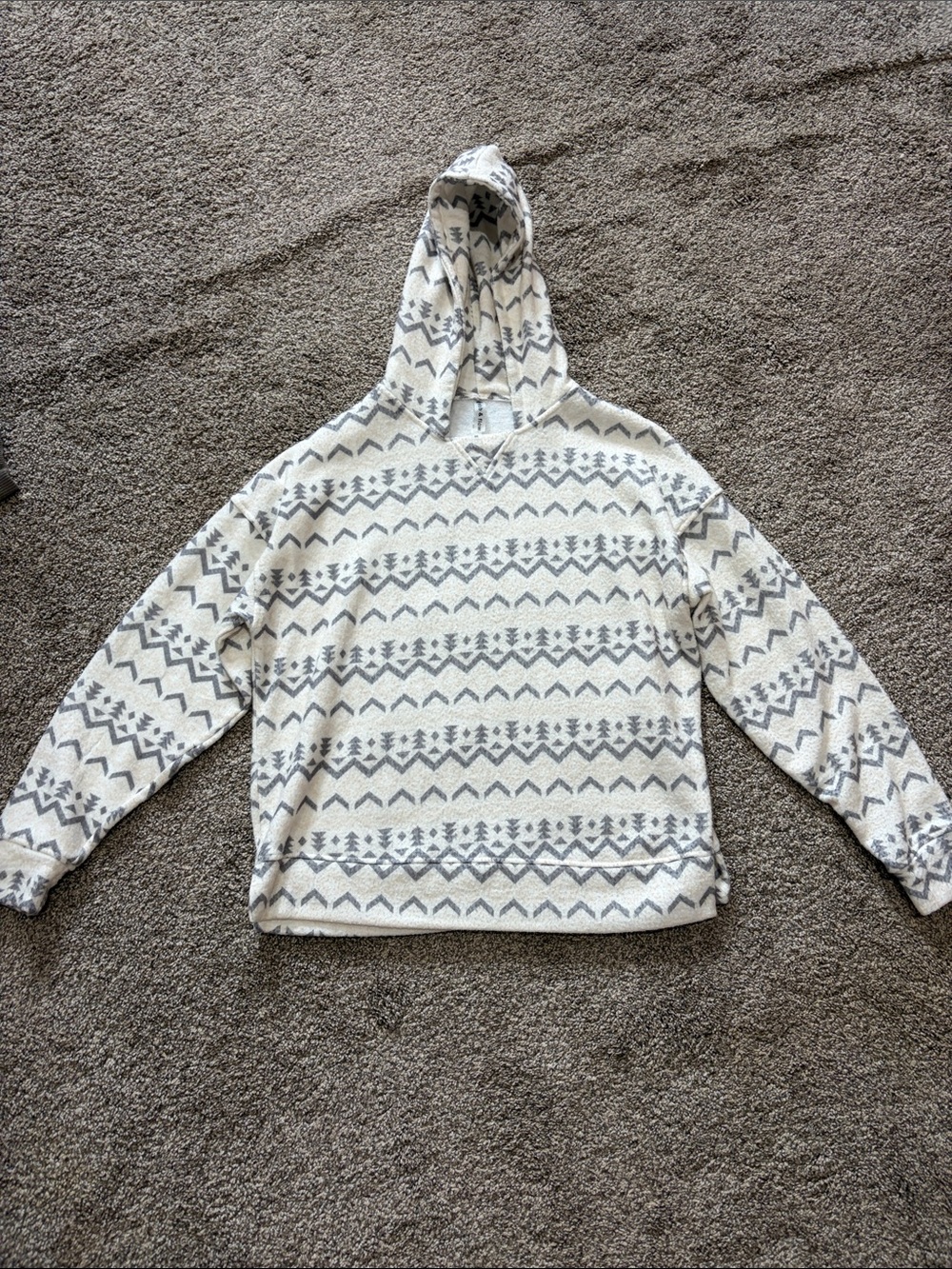 Hooded Knit Pullover Sweater in Cream and Gray